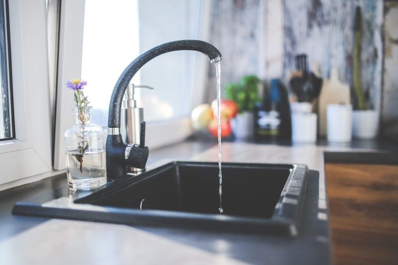 clean t.o 10 weird facts about cleaning - Sink